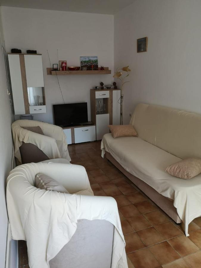 Apartment Kalavojna Rakalj Esterno foto
